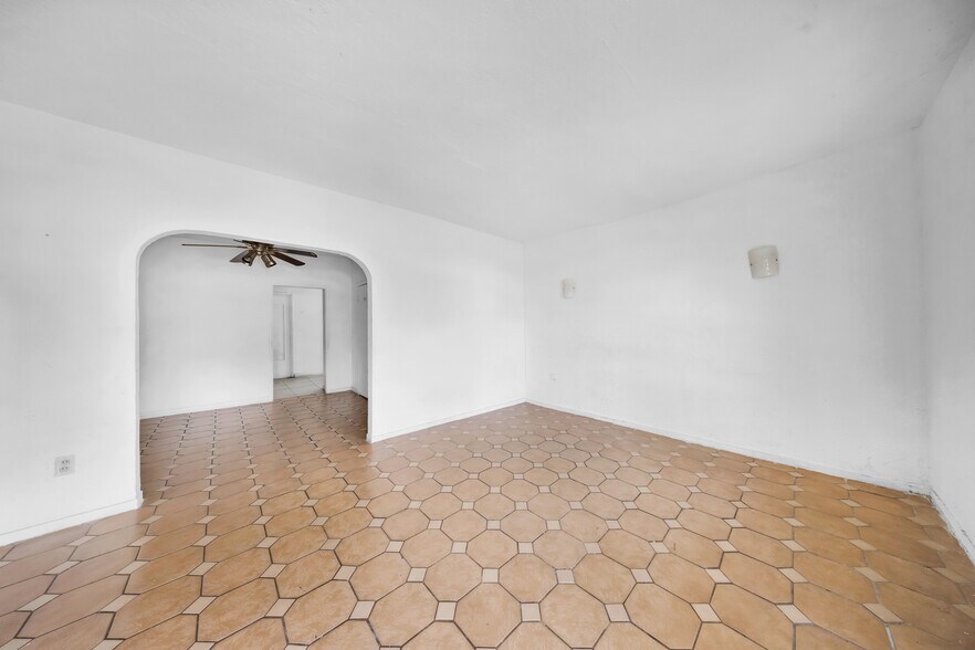 More Photos Of 2728 Sw 3rd St, Miami Multifamily For Sale