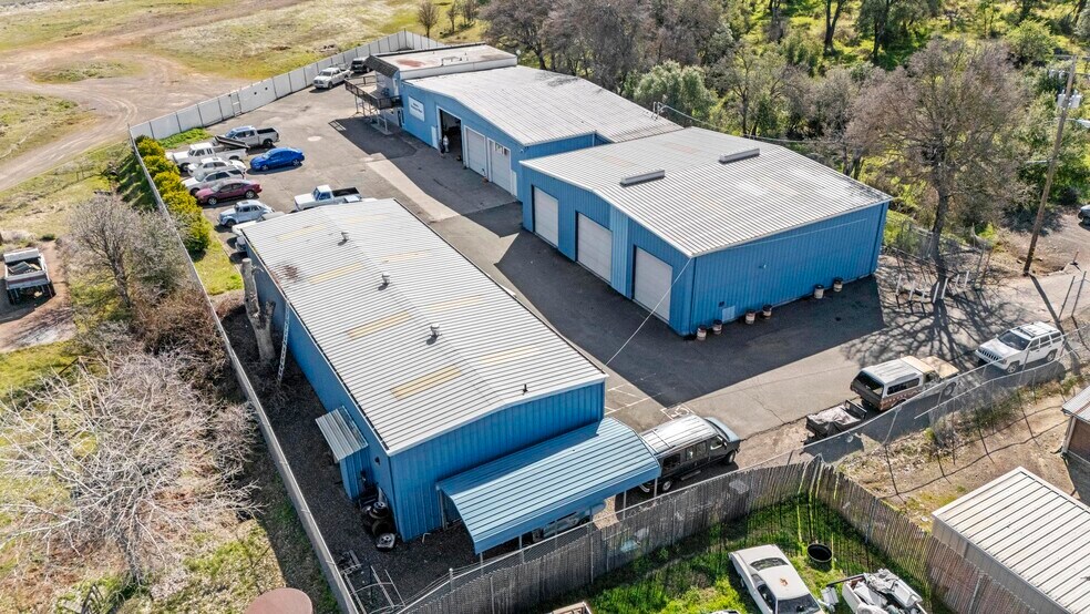 More Photos Of 7070 Old Highway 53, Clearlake Warehouse For Sale