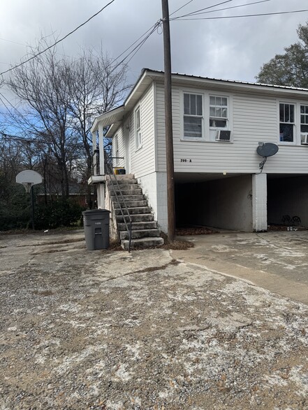 Primary Photo Of 719 Jackson S ave, Russellville Dormitory For Sale