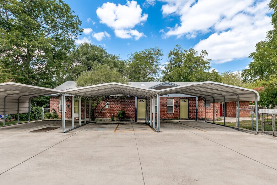 Primary Photo Of 215 Eleanor Ave, San Antonio Multifamily For Sale