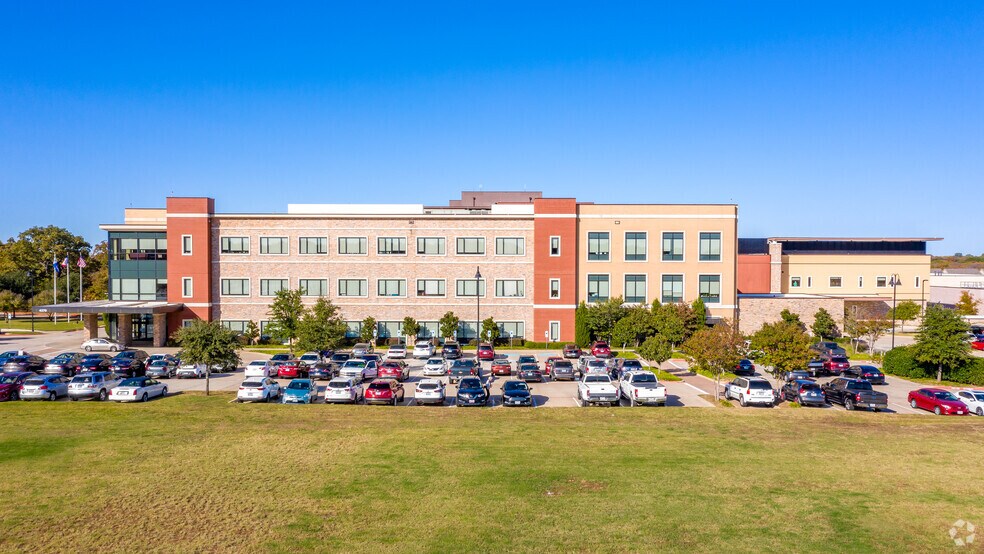 More Photos Of 4370 Medical Arts Dr, Flower Mound Unknown For Lease