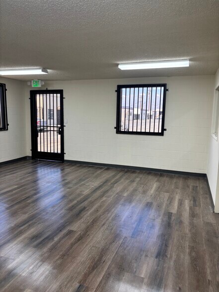 More Photos Of 10133-10144 Rush St, El Monte Warehouse For Lease