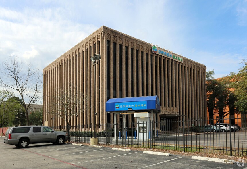 More Photos Of 9545 Katy Fwy, Houston Office For Lease