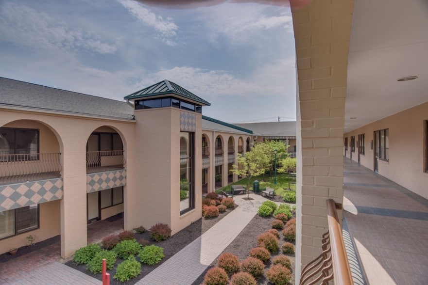 More Photos Of 90 Painters Mill Rd, Owings Mills Medical For Lease