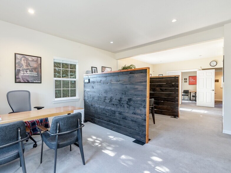 More Photos Of 2800 E Evergreen Blvd, Vancouver Office Residential For Lease