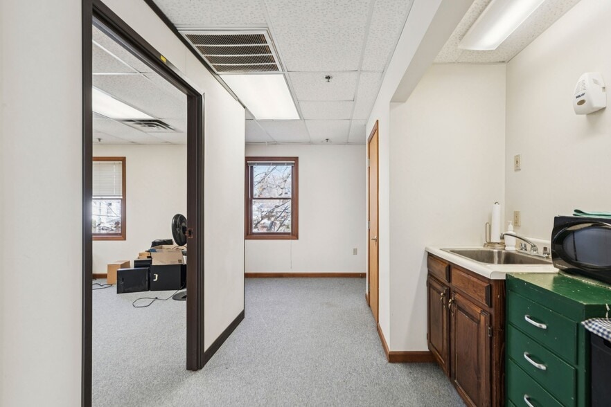 More Photos Of 61 Depot St, White River Junction Office For Sale