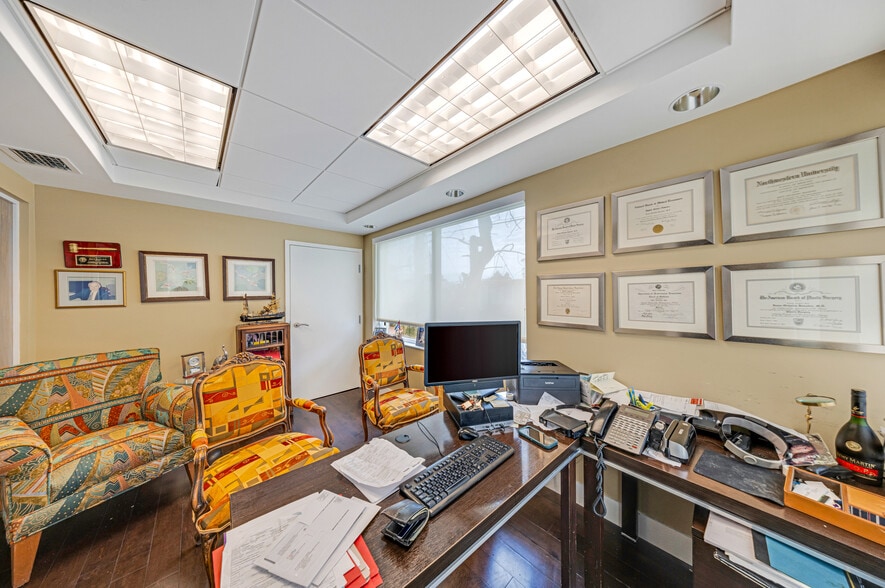 More Photos Of 1693 SW 27th Ave, Miami Office For Sale