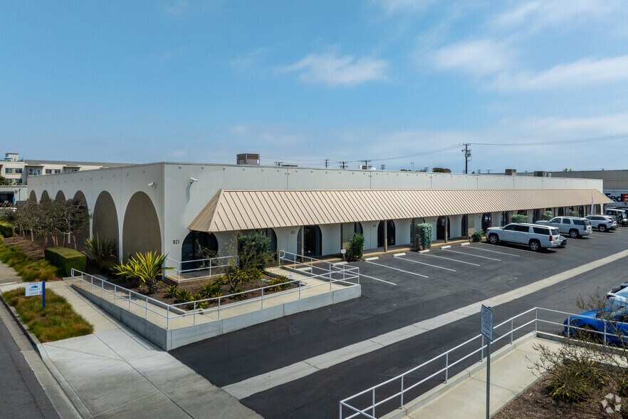 Primary Photo Of 921-937 Newhall St, Costa Mesa Unknown For Lease