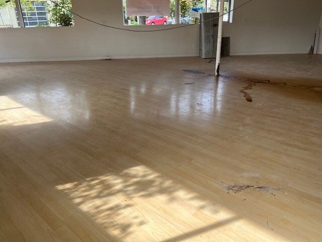 More Photos Of 7981 SE 17th Ave, Portland Freestanding For Sale