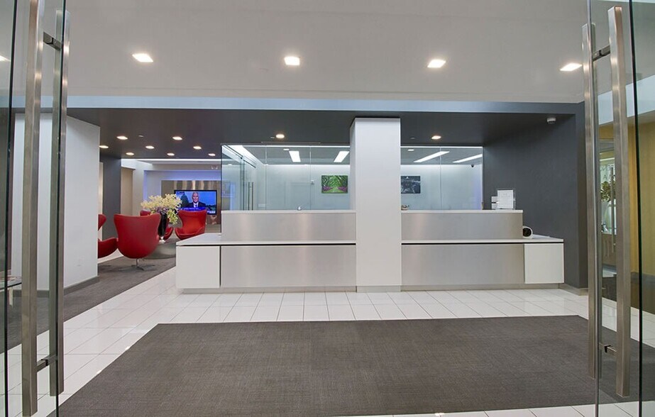 More Photos Of 31 W 34th St, New York Coworking Space