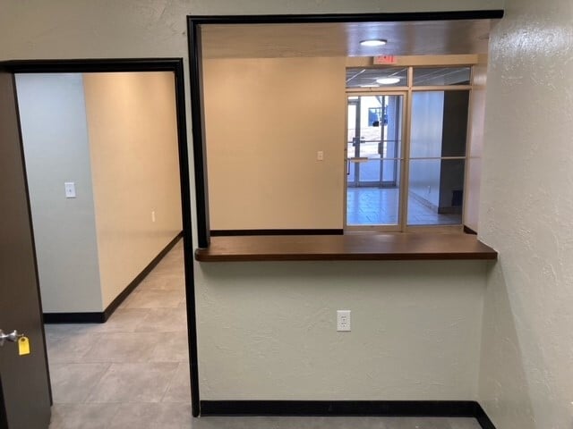 More Photos Of 324 N 19th St, Guthrie Office For Sale