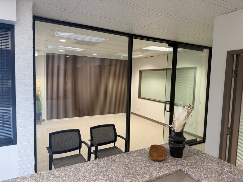 More Photos Of 23191-23193 La Cadena Dr, Laguna Hills Office For Sale