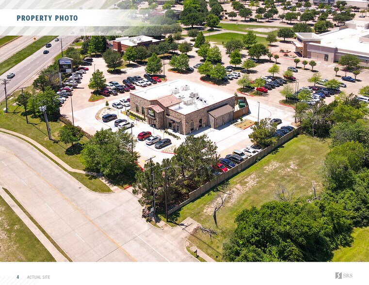 More Photos Of 311 N Clark Rd, Cedar Hill Restaurant For Sale