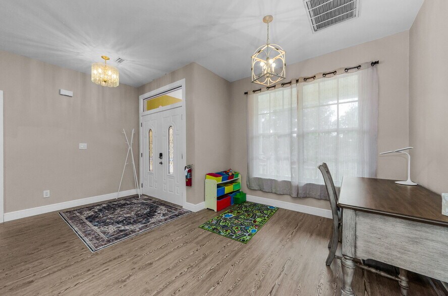 More Photos Of 11748 La Madera Blvd, Port Richey Office For Sale