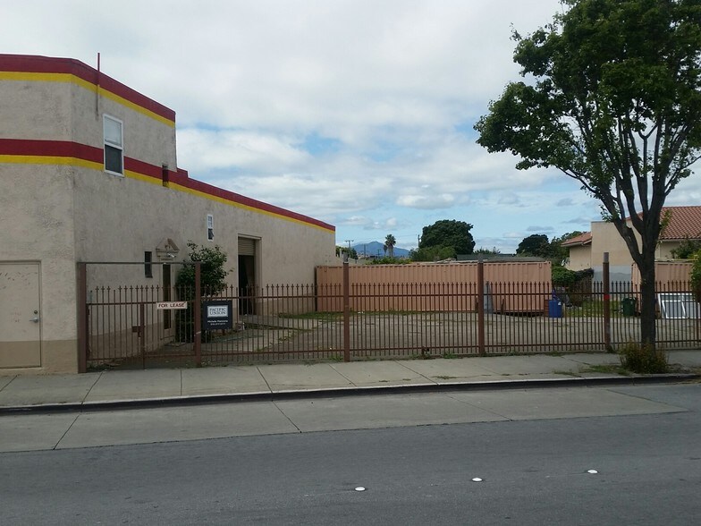 More Photos Of 13041 San Pablo Ave, San Pablo Freestanding For Lease