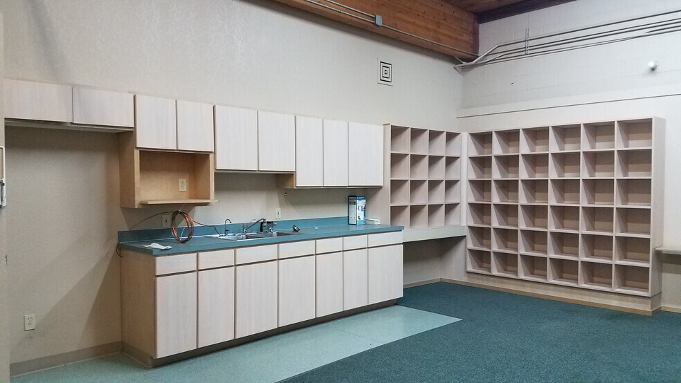 More Photos Of 17869 WA-536, Mount Vernon Office For Lease