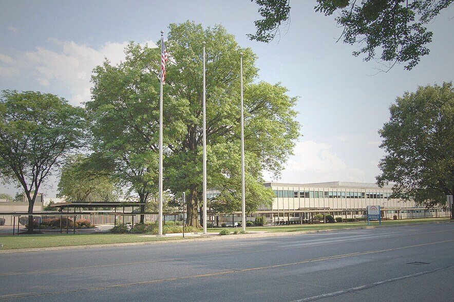 Primary Photo Of 1004 New Holland Ave, Lancaster Unknown For Lease
