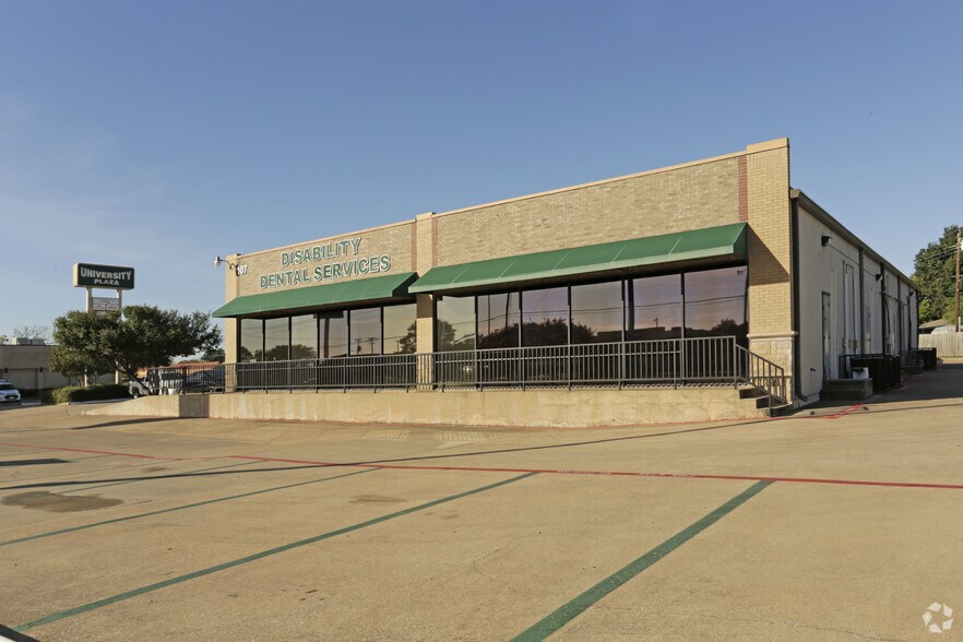 More Photos Of 107 N Cedar Ridge Dr, Duncanville Unknown For Lease