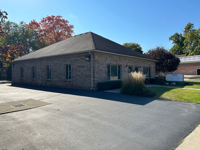 Primary Photo Of 175 Cass Ave, Mount Clemens Office For Sale