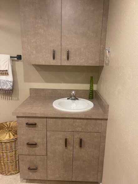 More Photos Of 3036 Tamiami Trl, Port Charlotte Unknown For Lease