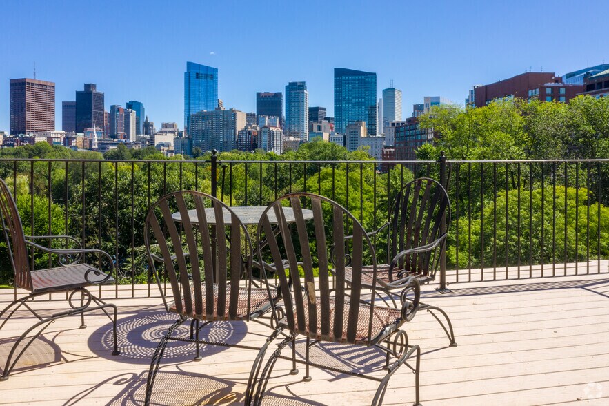 More Photos Of 17 Arlington St, Boston Office For Lease