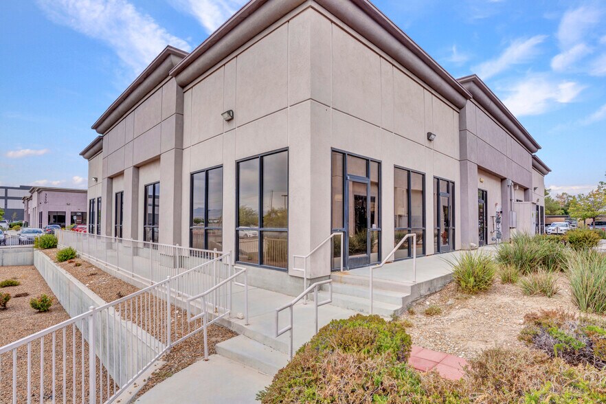 More Photos Of 3460 W Cheyenne Ave, North Las Vegas Office Residential For Sale