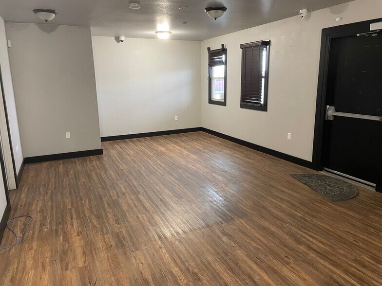 More Photos Of 9809 Valley Grove Dr, Lolo Freestanding For Sale