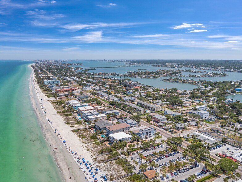 More Photos Of 1803 Gulf Blvd, Indian Rocks Beach Hotel For Sale