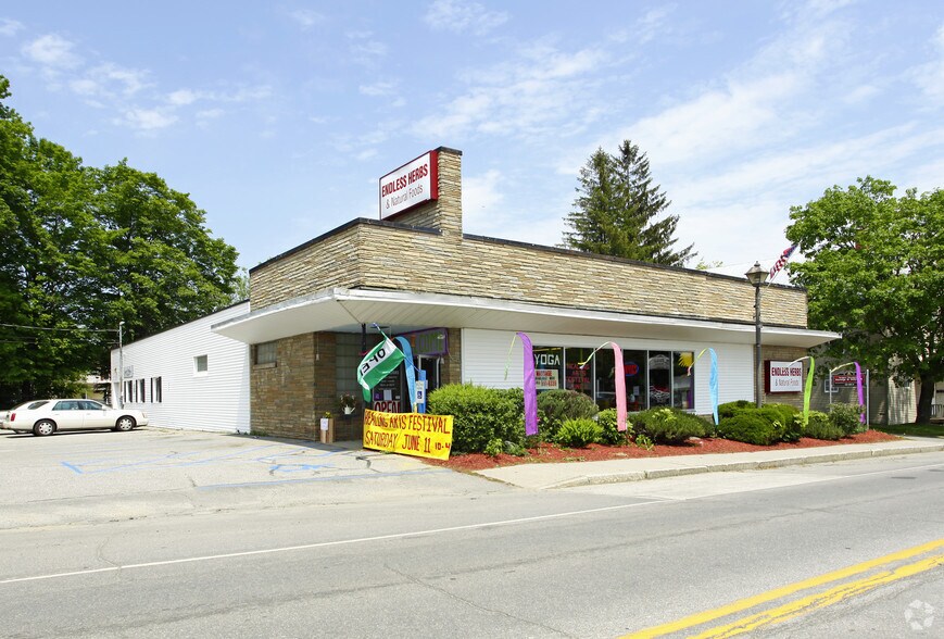 Primary Photo Of 134 Main St, Newport Freestanding For Sale