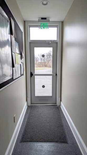 More Photos Of 430 Dick Rd, Depew Office For Sale