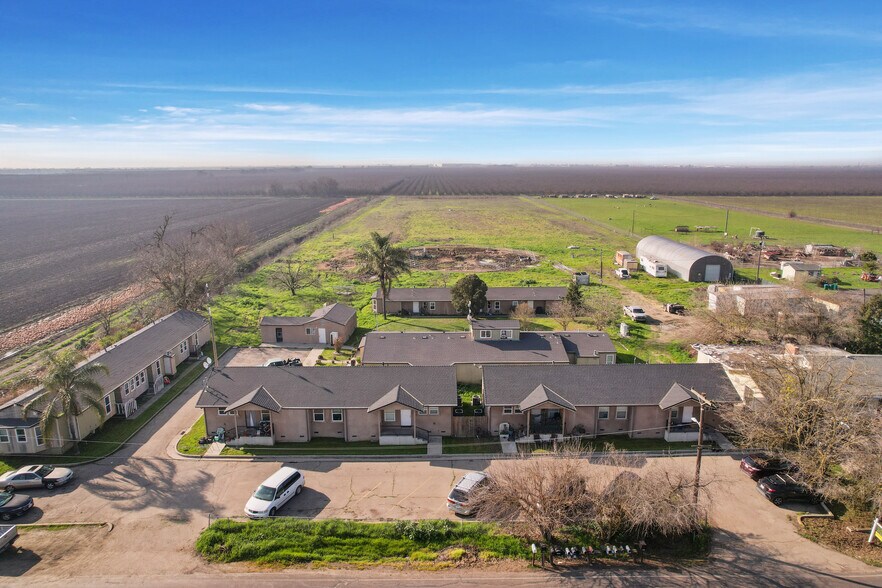 Primary Photo Of 5125 Kaiser Rd, Stockton Apartments For Sale