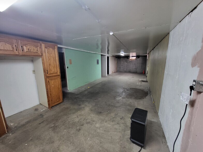 More Photos Of 1587 E 17th St, Idaho Falls Office For Lease