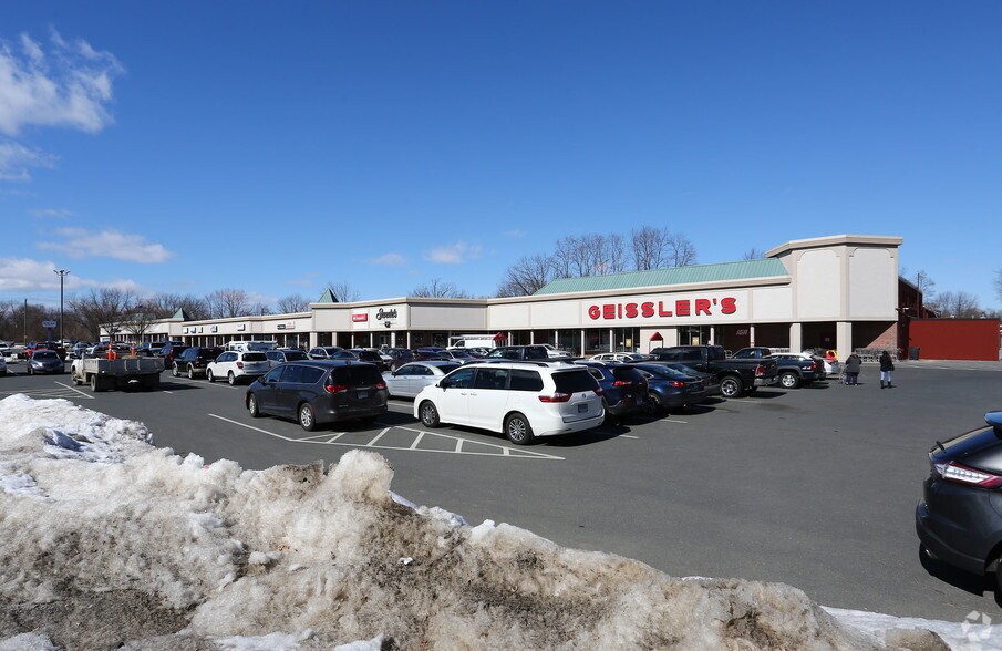 More Photos Of 74-100 Bridge St, East Windsor Storefront For Lease