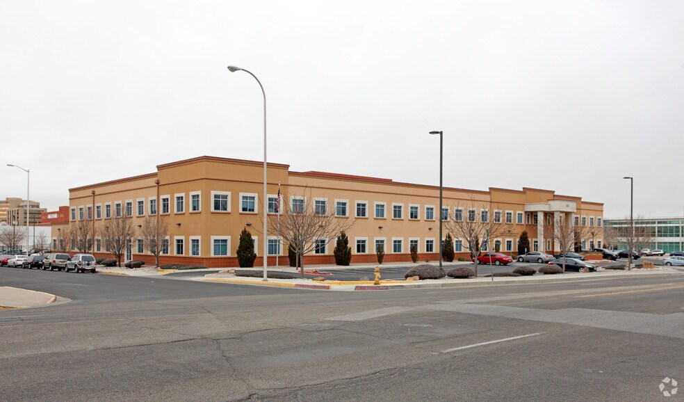 More Photos Of 555 Broadway Blvd NE, Albuquerque Office For Sale