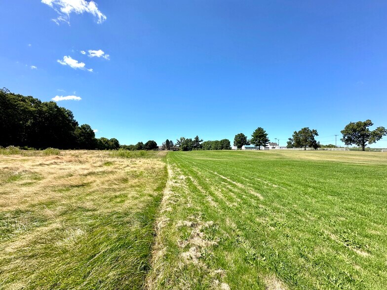 More Photos Of 10 Russell Rd, East Granby Land For Sale