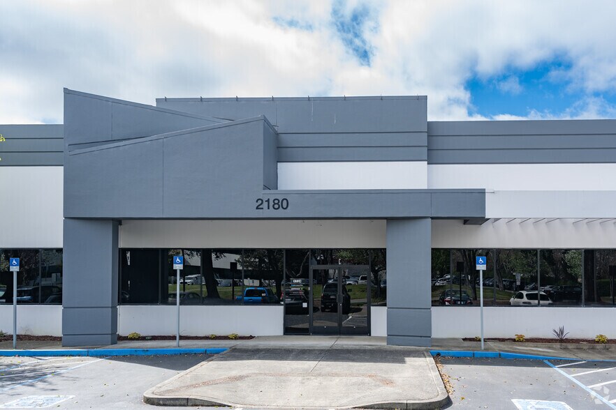 Primary Photo Of 2180 S McDowell Blvd, Petaluma Warehouse For Lease