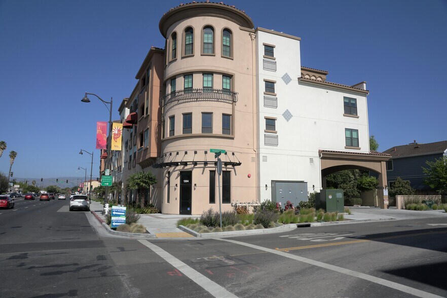 More Photos Of 1364-1378 El Camino Real, Santa Clara Storefront Retail Office For Lease