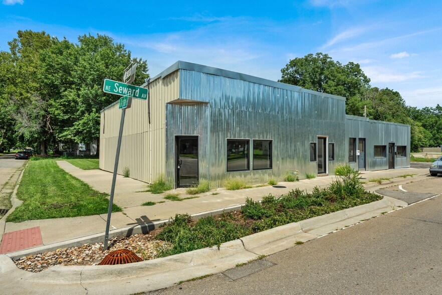 Primary Photo Of 1700 NE Seward Ave, Topeka Office For Sale
