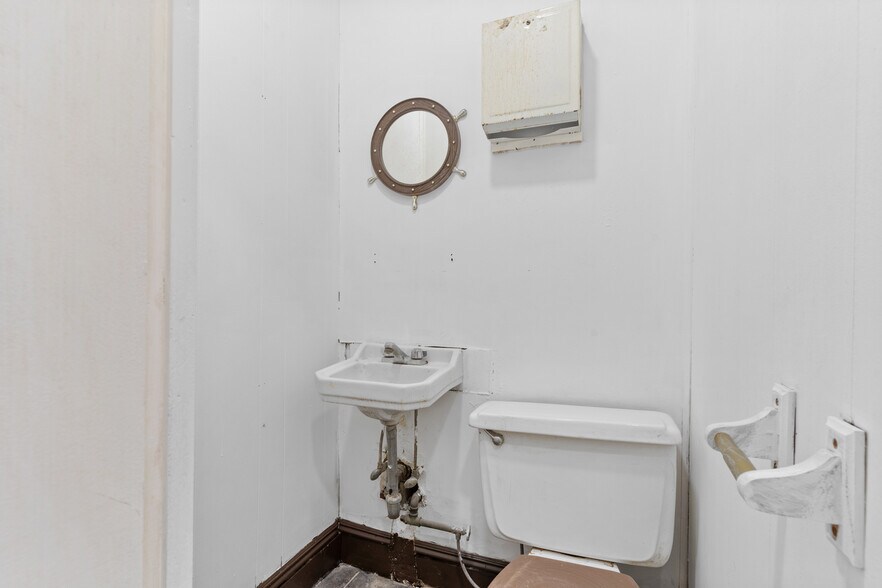 More Photos Of 868 Nostrand Ave, Brooklyn Storefront Retail Residential For Lease