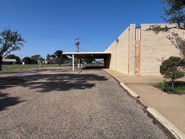 More Photos Of 6502 Caprock Dr, Lubbock Office For Sale