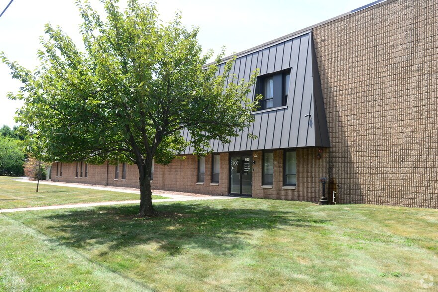 More Photos Of 900 Hart St, Rahway Warehouse For Lease