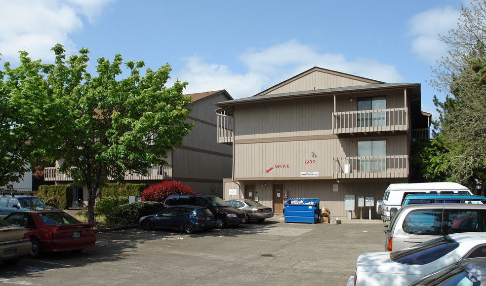 Primary Photo Of 1230 NW 23rd St, Corvallis Apartments For Sale