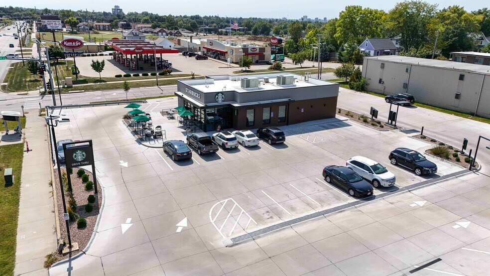 More Photos Of 3214 1st Ave NE, Cedar Rapids Fast Food For Sale