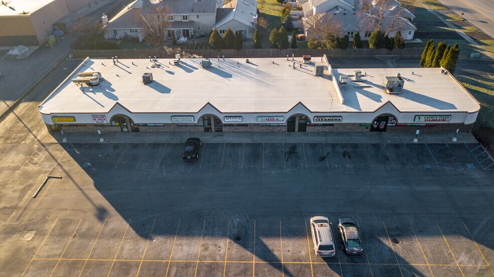 More Photos Of 823 Main St, Schererville Unknown For Lease