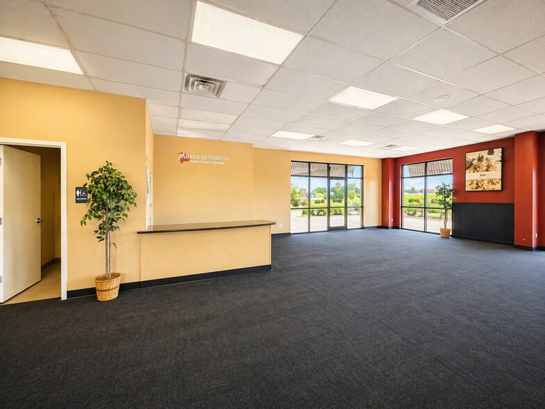 More Photos Of 10464 Maysville Rd, Fort Wayne Storefront For Lease