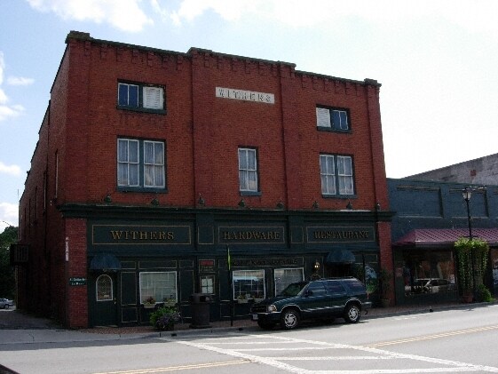 More Photos Of 260 W Main St, Abingdon Storefront Retail Residential For Lease