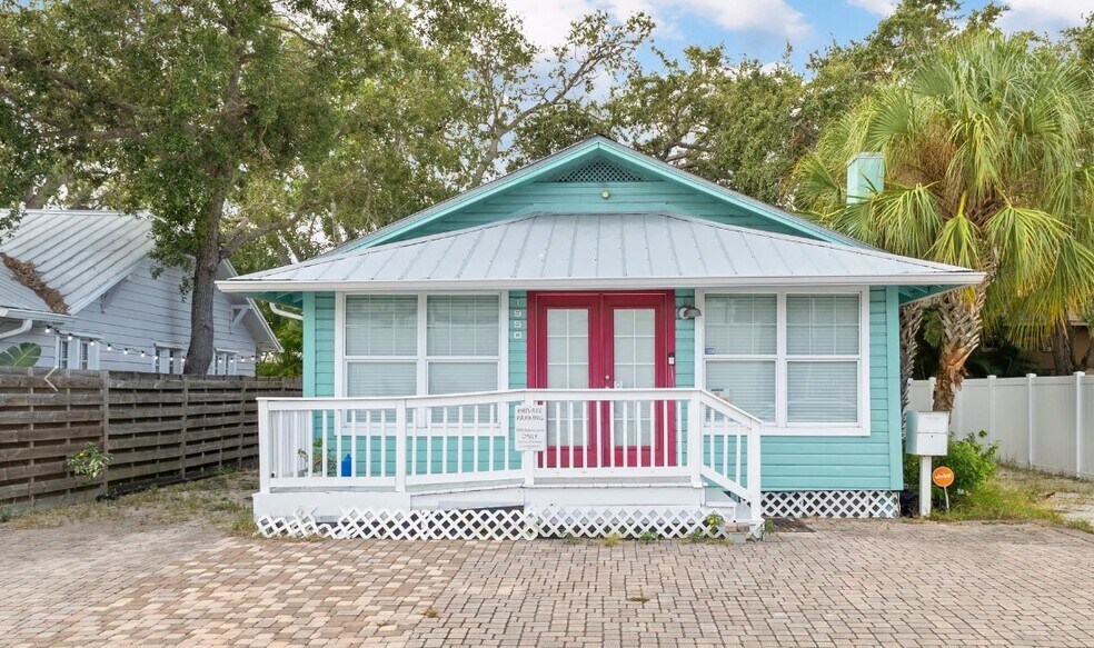 Primary Photo Of 1950 Adams Ln, Sarasota Freestanding For Sale