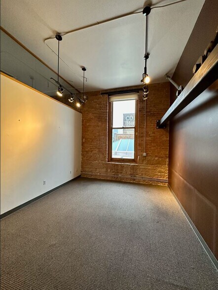 More Photos Of 375 W 200 S, Salt Lake City Loft Creative Space For Lease