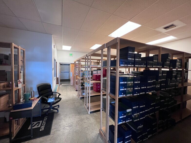 More Photos Of 2201 W Nob Hill Blvd, Yakima Freestanding For Lease