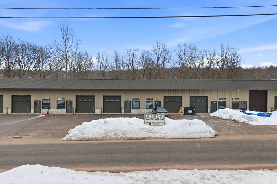 More Photos Of 900 Industrial Park Rd, Deep River Manufacturing For Sale